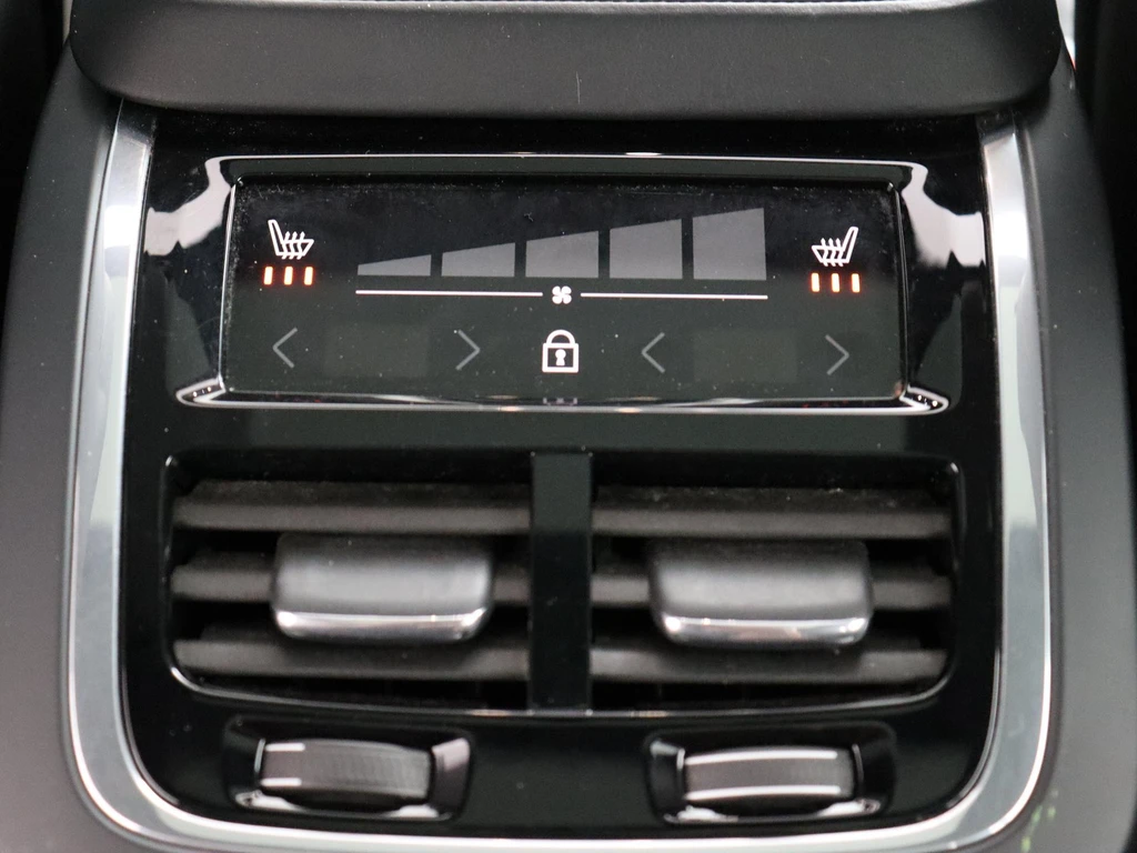 Volvo XC90 – foto 27