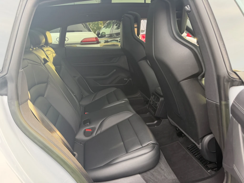 Porsche Taycan – foto 9
