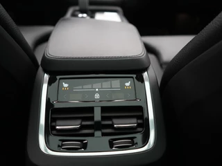 Volvo XC90 – thumbnail 33