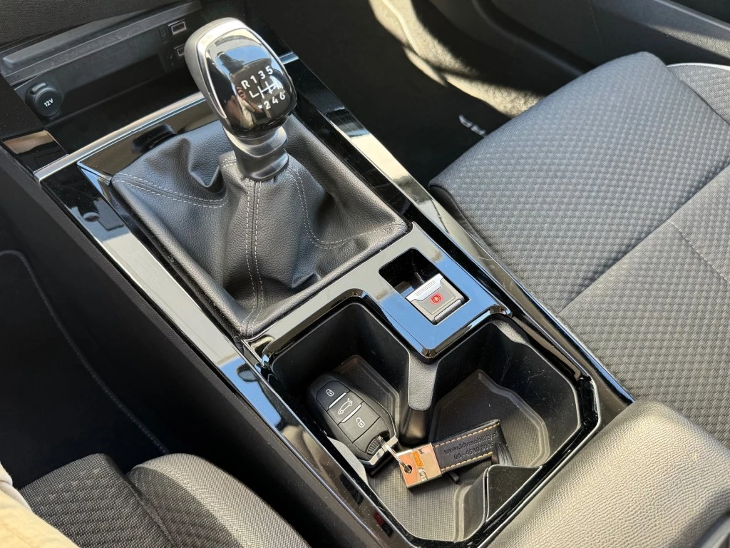 Opel Astra – foto 20