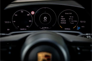 Porsche Taycan – thumbnail 24