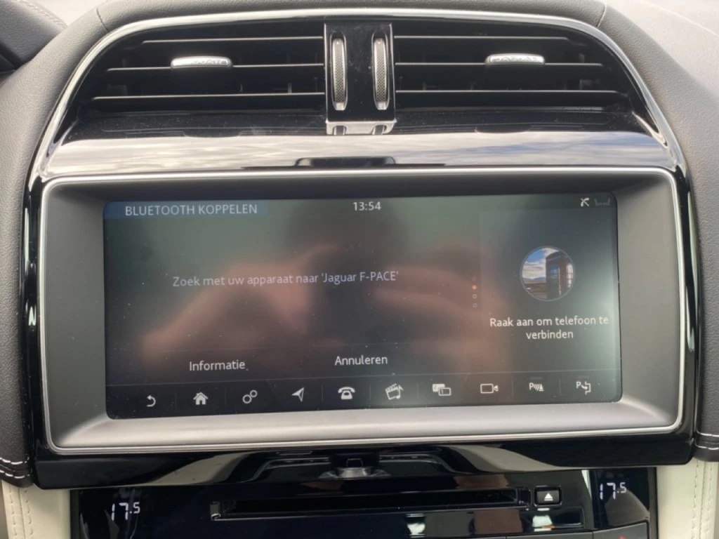 Jaguar F-PACE – foto 29