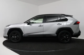 Toyota RAV4 – thumbnail 2