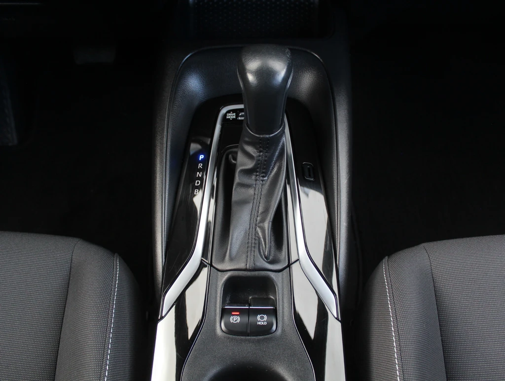 Toyota Corolla Touring Sports – foto 31