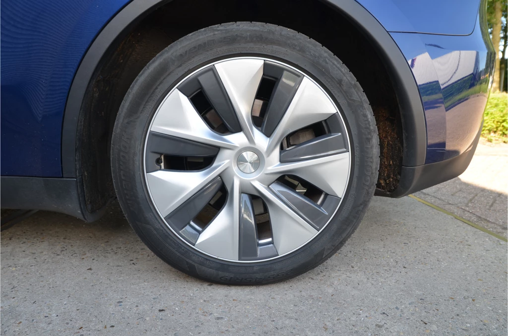 Tesla Model Y – foto 36