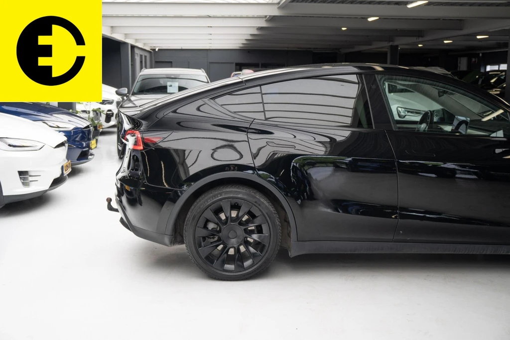 Tesla Model Y – foto 9