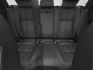 Land Rover Range Rover Velar – thumbnail 23