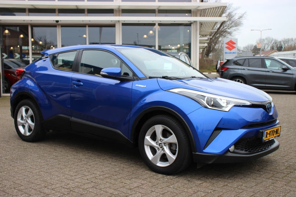 Toyota C-HR – foto 8