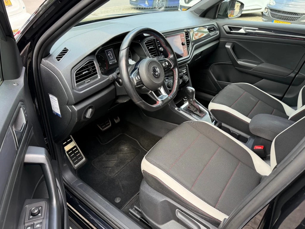 Volkswagen T-Roc – foto 11