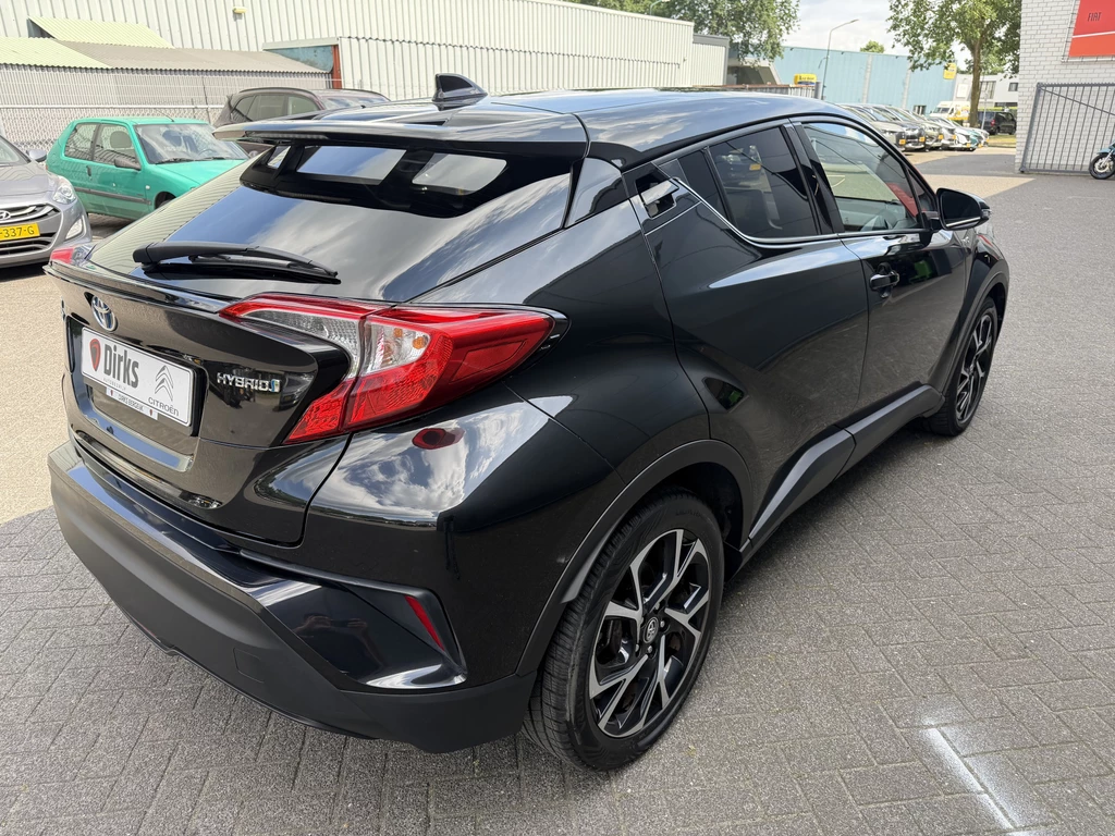 Toyota C-HR – foto 7