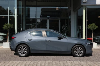 Mazda 3 – thumbnail 8