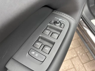 Volvo XC60 – thumbnail 9