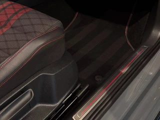 Volkswagen Golf – thumbnail 18