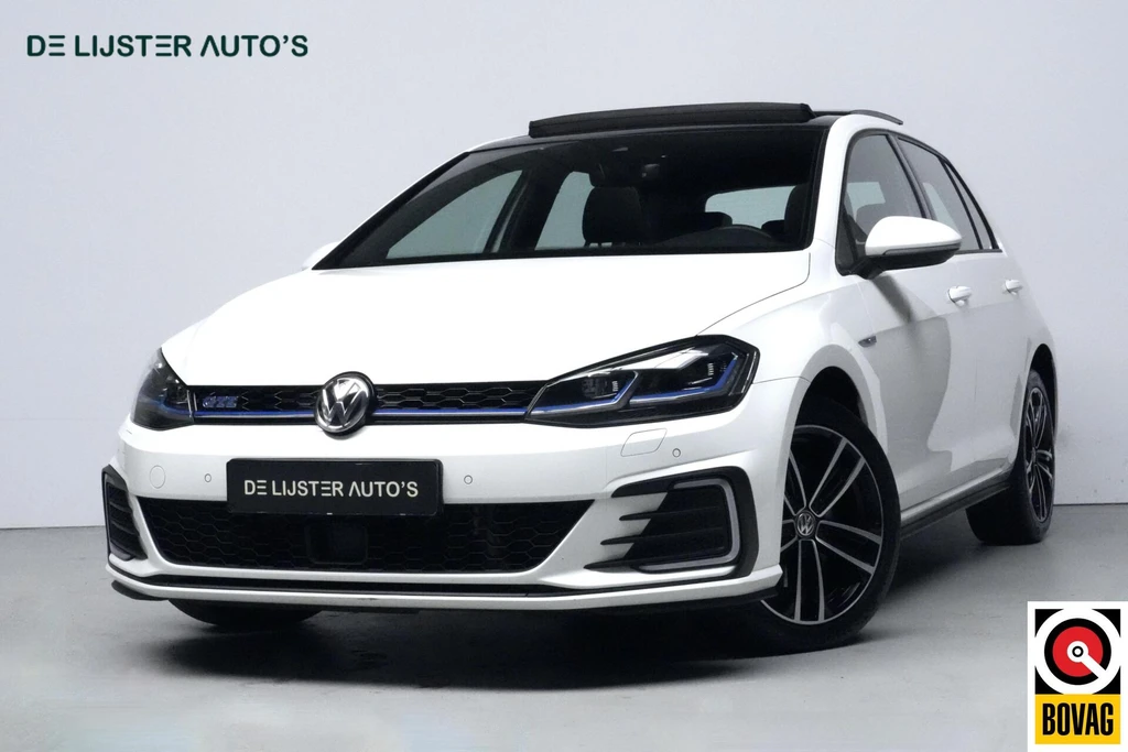 Volkswagen Golf – foto 1