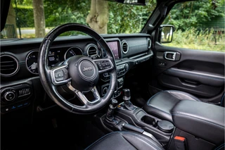 Jeep Wrangler – thumbnail 12