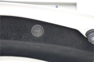 Tesla Model 3 – thumbnail 34