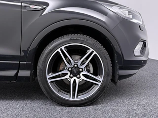 Ford Kuga – thumbnail 19