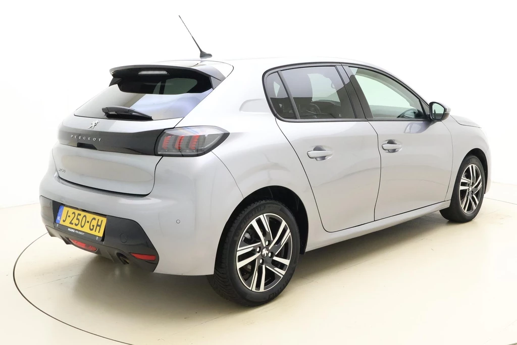 Peugeot 208 – foto 6