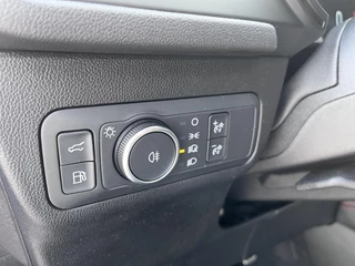 Ford Kuga – thumbnail 11