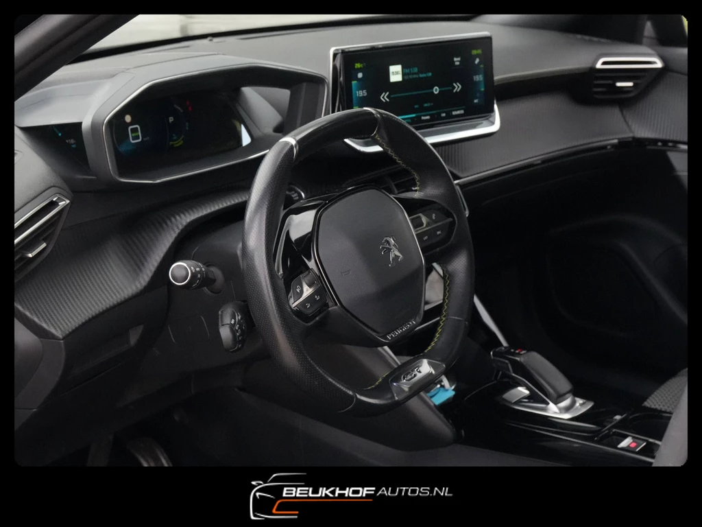 Peugeot e-2008 – foto 32