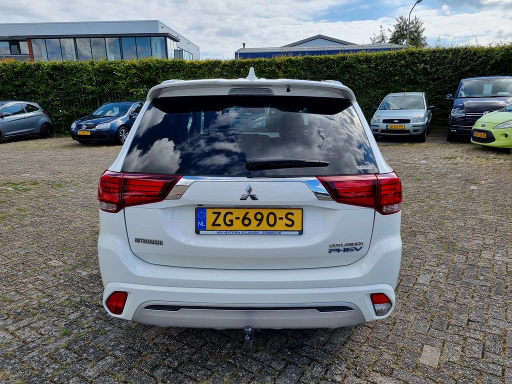 Mitsubishi Outlander – foto 4