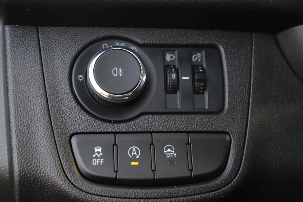 Opel KARL – foto 12