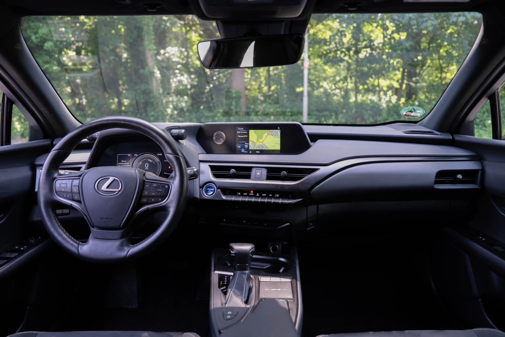 Lexus UX – foto 15
