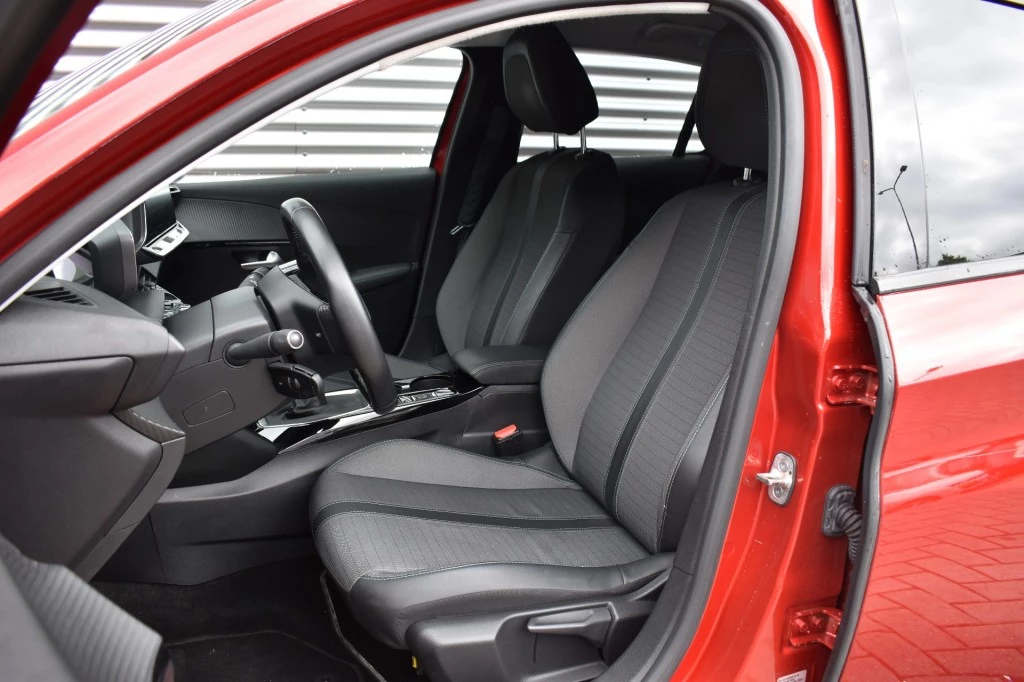Peugeot 208 – foto 16