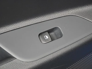 Kia Stonic – thumbnail 37