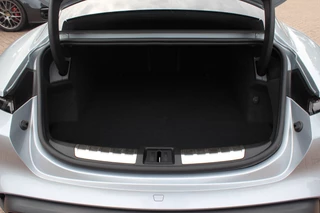 Porsche Taycan – thumbnail 18