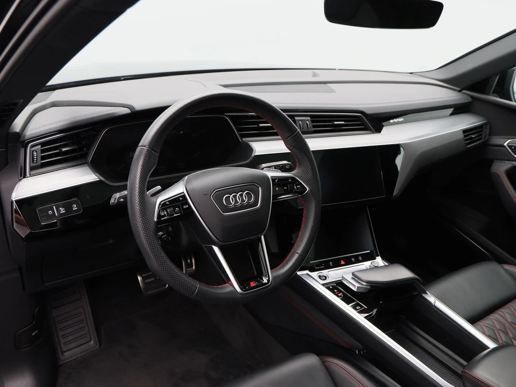 Audi Q8 e-tron – foto 10