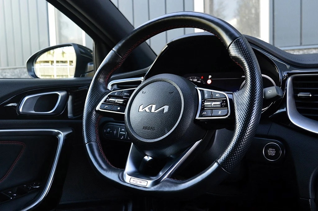 Kia ProCeed – foto 32