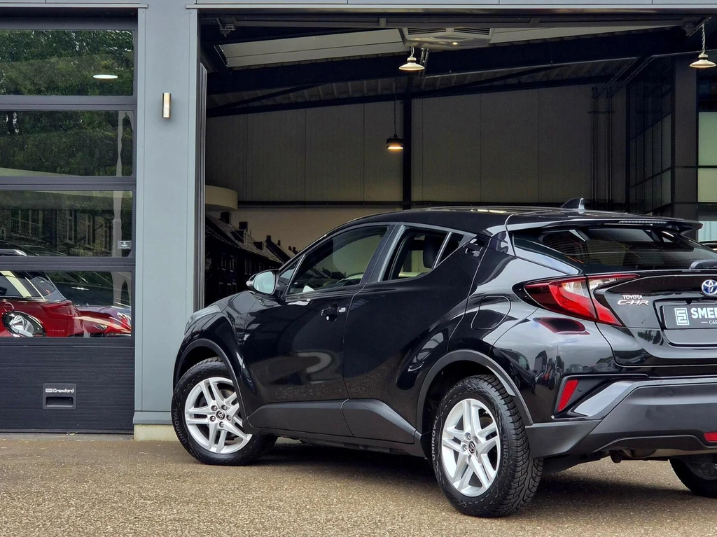 Toyota C-HR – foto 9
