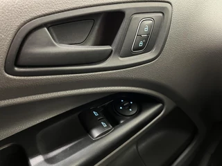 Ford Transit Connect – thumbnail 25