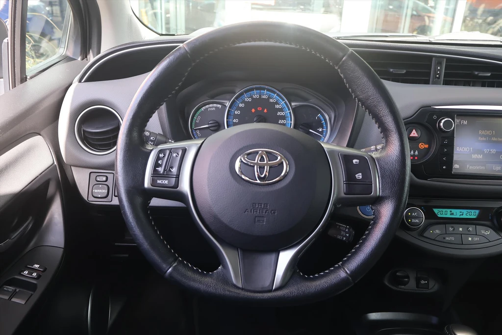 Toyota Yaris – foto 23