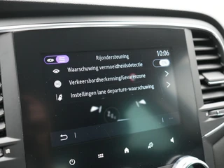 Renault Mégane Estate – thumbnail 38