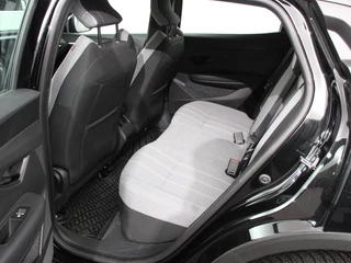 Renault Megane E-Tech – thumbnail 24