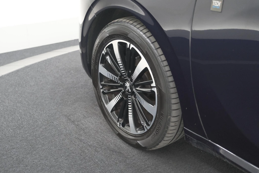 Peugeot 208 – foto 30