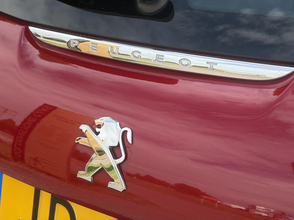 Peugeot 208 – foto 37