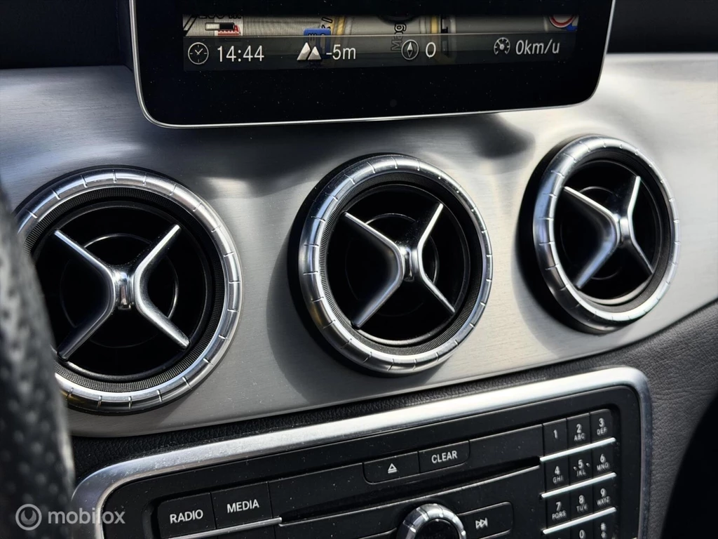 Mercedes-Benz CLA – foto 17