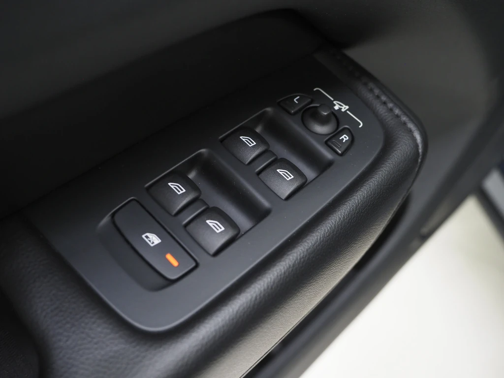 Volvo XC60 – foto 18