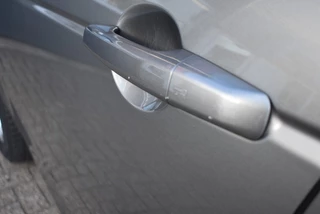 Land Rover Discovery Sport – thumbnail 8