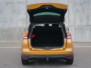 Renault Scénic – thumbnail 12