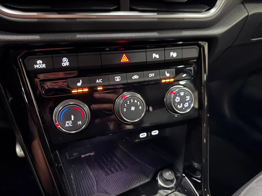 Volkswagen T-Roc – foto 17