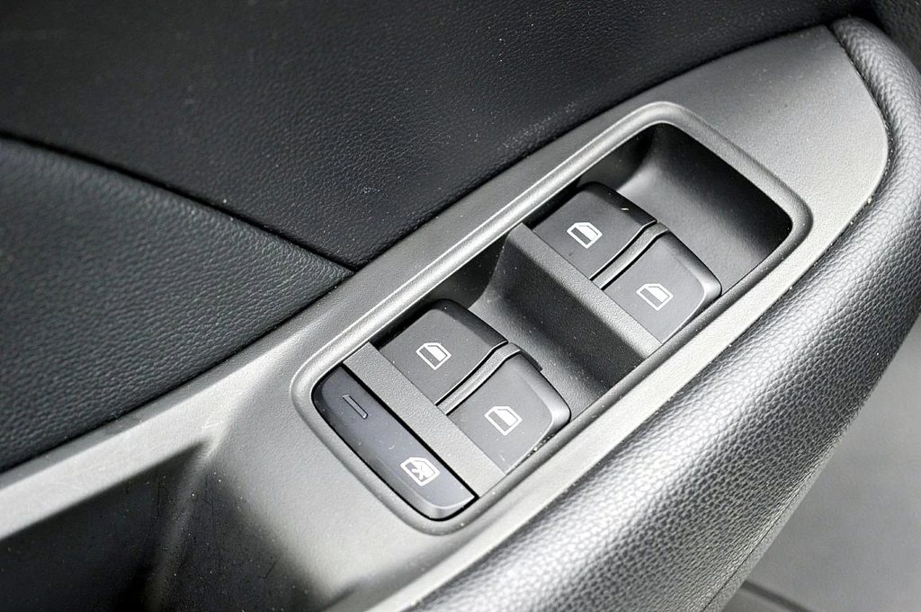 MG ZS EV – foto 26
