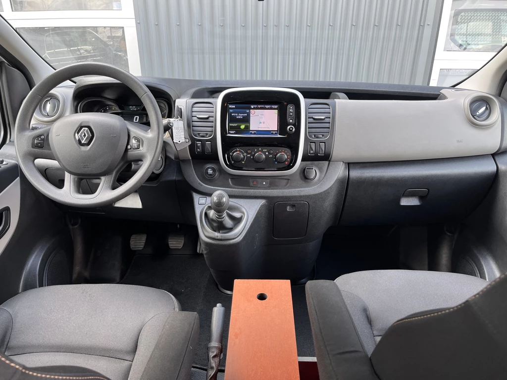 Renault Trafic – foto 12