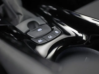 Toyota C-HR – thumbnail 23