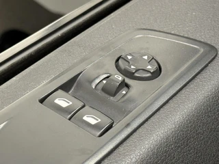 Opel Vivaro – thumbnail 32