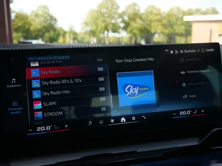 BMW i5 – thumbnail 25