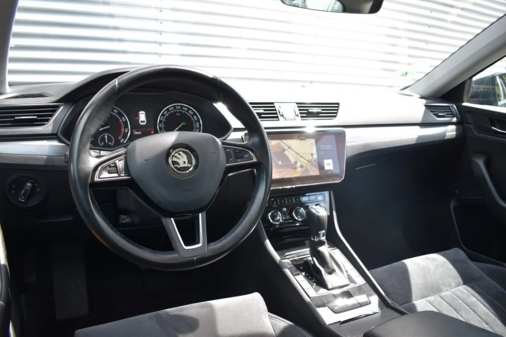 Škoda Superb – foto 24
